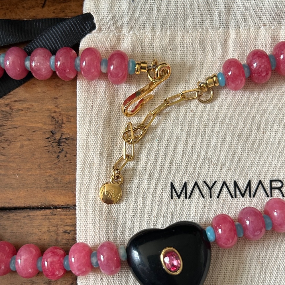 Mayamar luxurious Onyx Heart Beaded Necklace - Picture 3 of 3